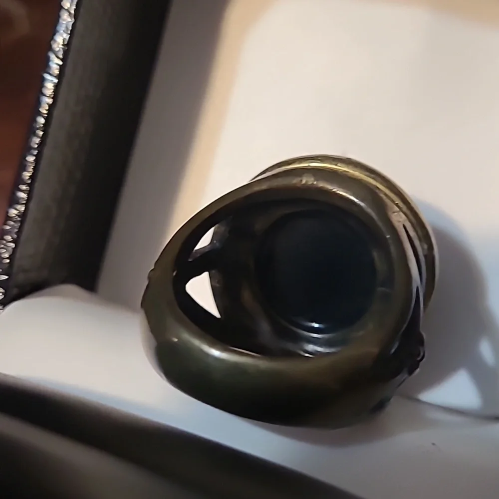 Peace sign brass ring - Picture 5 of 6